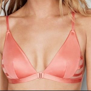 VS triangle silky bra medium NWT